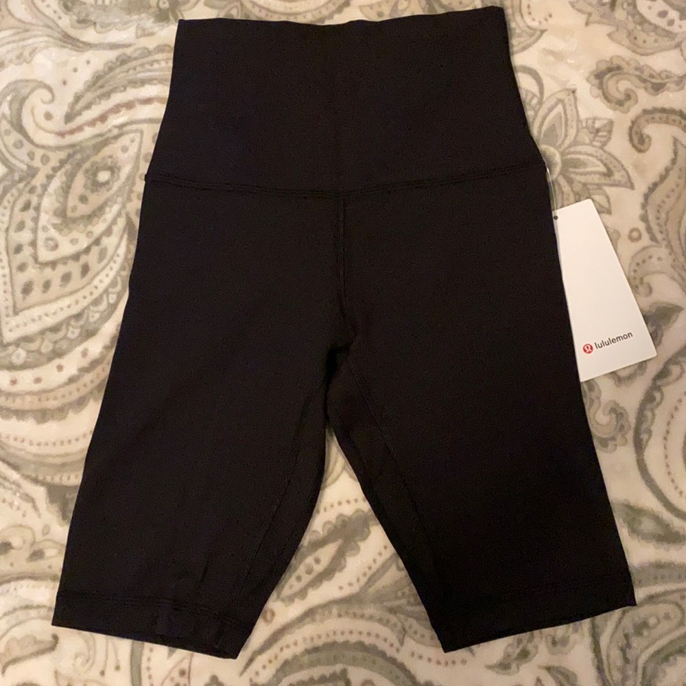 Lulu lemon biker shorts